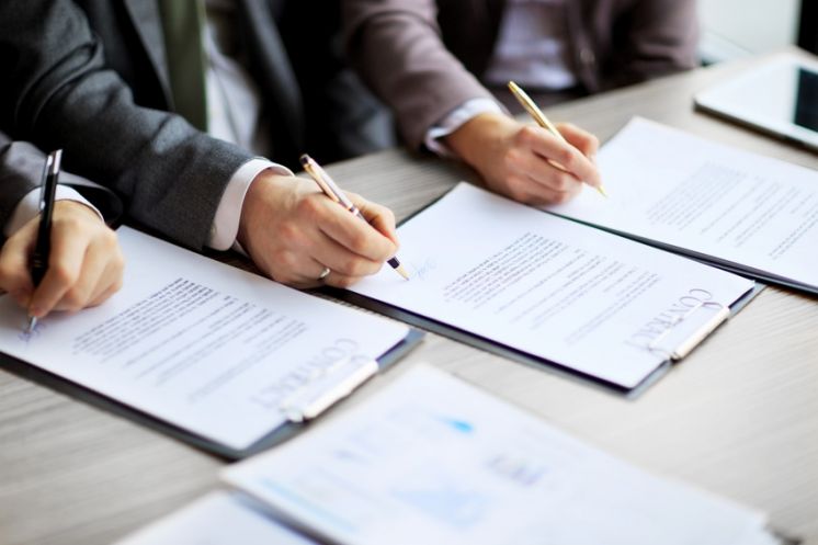 Contrattualistica e regolamentazione negoziale in ambito societario e consortile
